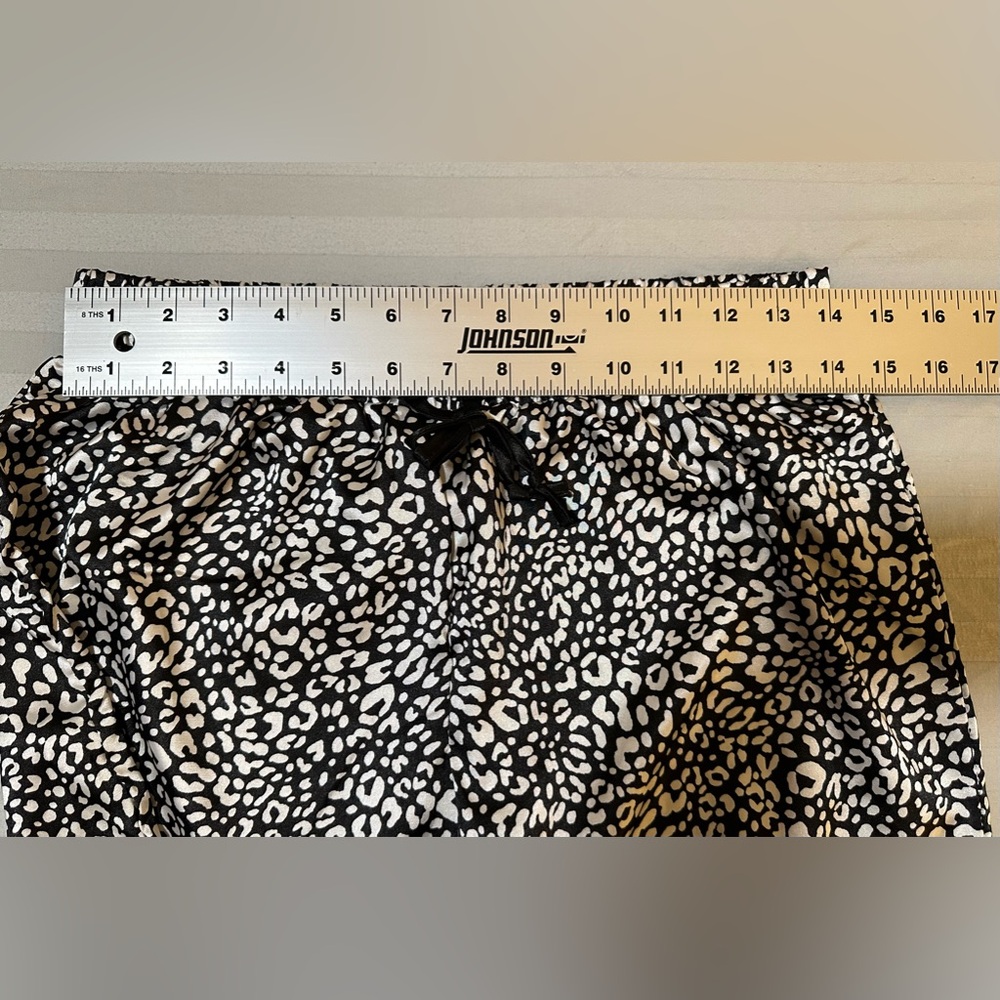 Tart 2 Pc Pajamas Set Long Sleeve & Pants Black & White Satin NEW WITH TAGS - Picture 9 of 10